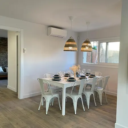 Costa Brava بلاتجا ذارو