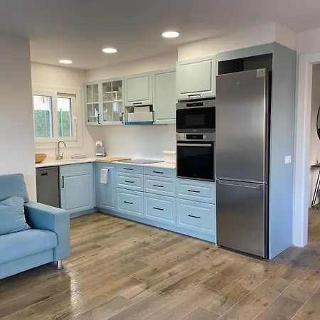 فيلة Costa Brava بلاتجا ذارو