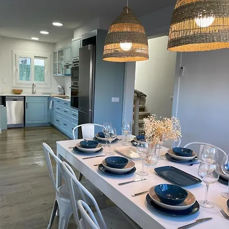 Costa Brava بلاتجا ذارو